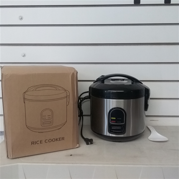 SMALL ELECTRIC RICE COOKER