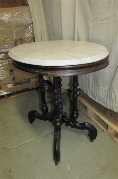 BEAUTIFUL ANTIQUE ACCENT TABLE WITH MARBLE TOP