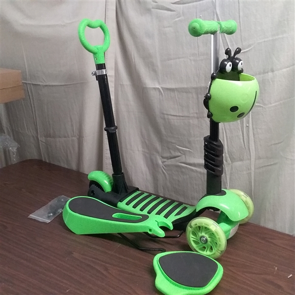 LADYBUG SCOOTER WITH REMOVABLE SEAT LIGHT UP WHEELS 