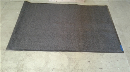 COMMERCIAL HEAVY DUTY RUG 
