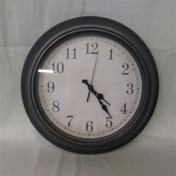 14 WALL CLOCK