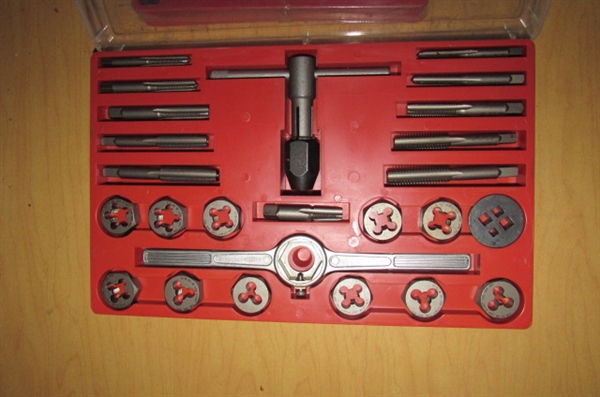 VERMONT TAP AND DIE SET