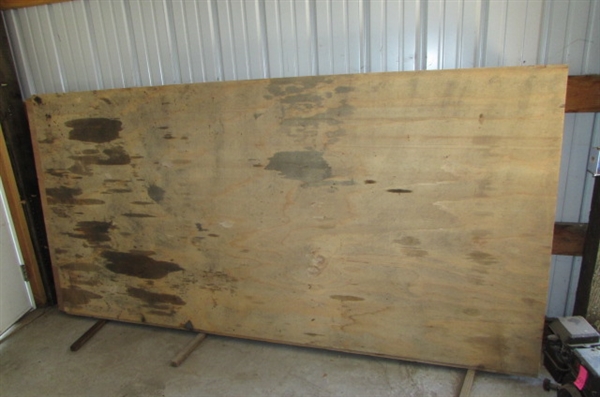 5 SHEETS 4'X 8' PLYWOOD