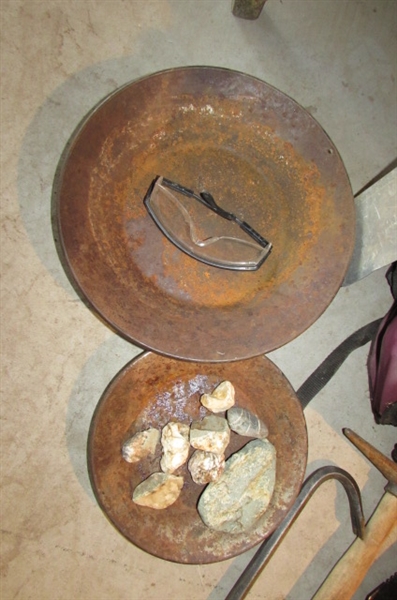 KEENE SLUICE BOX & GOLD PANS AND MORE