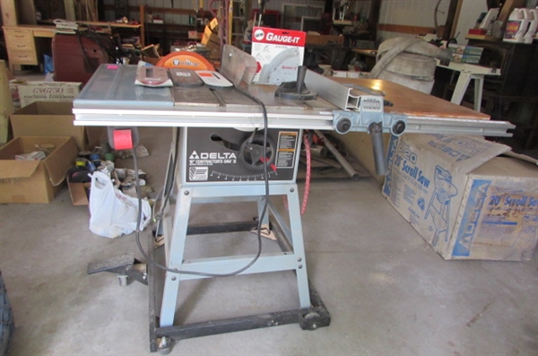 DELTA 10 TABLE SAW