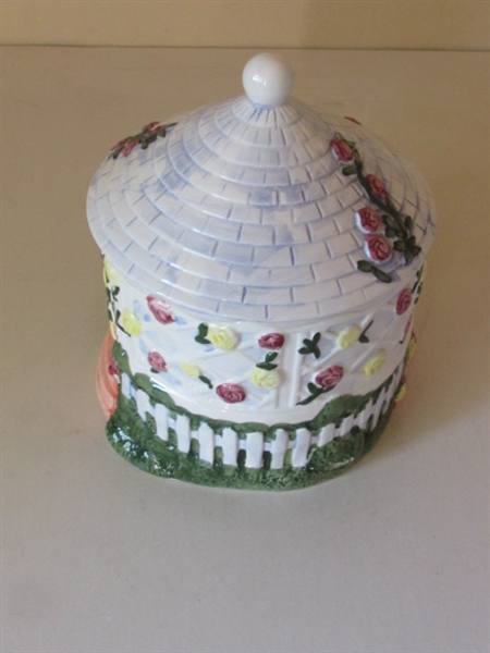 COUNTRY GAZEBO COOKIE JAR