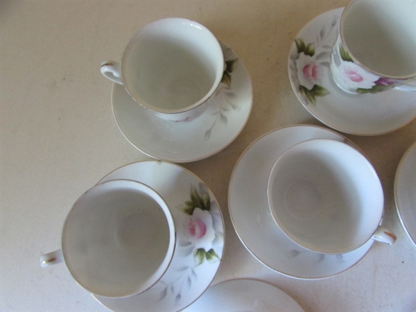 OCCUPIED JAPAN HAND PAINTED TEA CUPS & SAUCERS