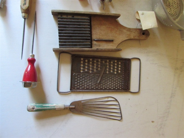 VINTAGE KITCHEN UTENSILS