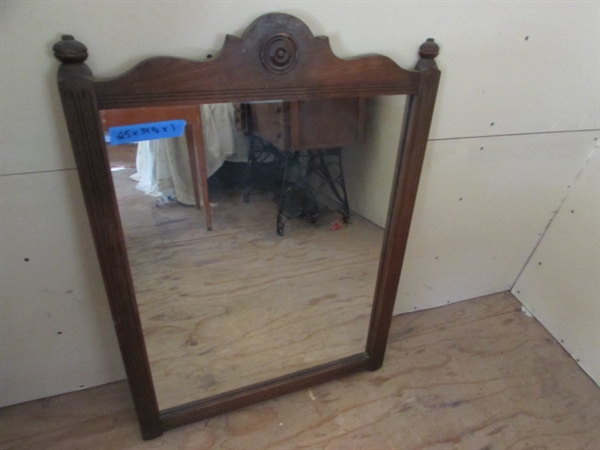 VINTAGE WOOD FRAMED MIRROR