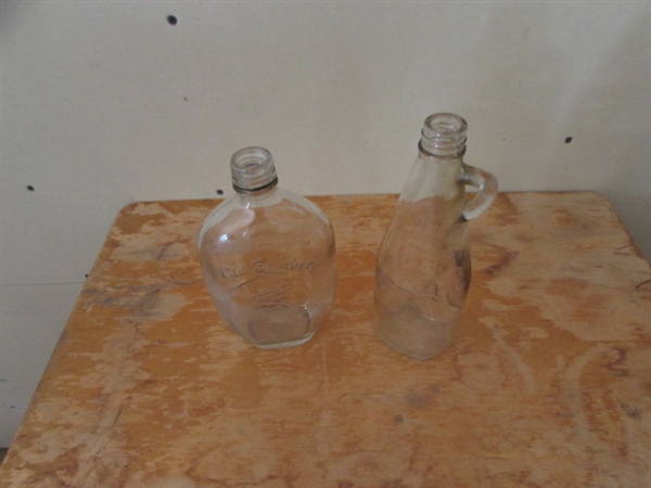 COLLECTION OF VINTAGE & ANTIQUE BOTTLES