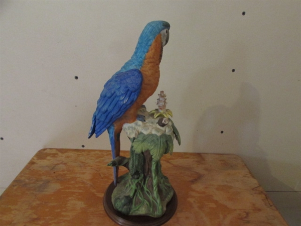 PARROT FIGURINE