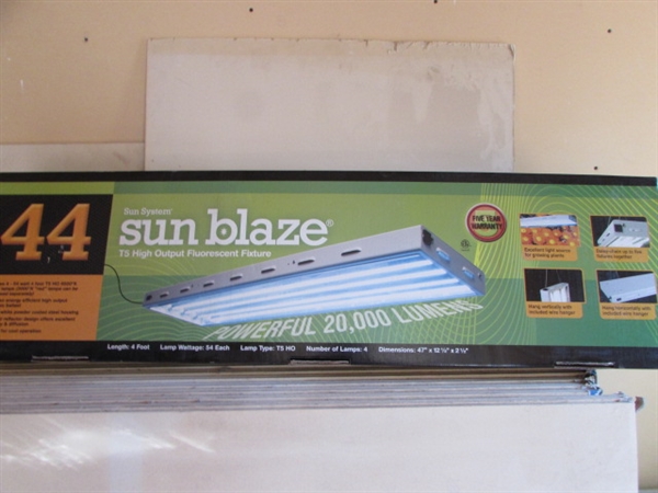 SUNBLAZE LIGHT FIXTURE - NEW