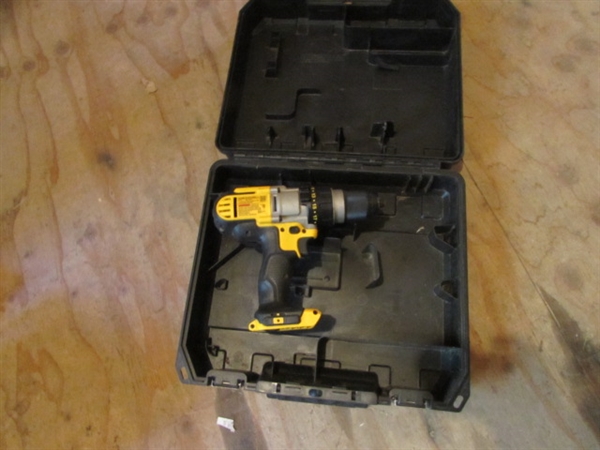 HUGE LOT OF CORDLESS DEWALT POWER TOOLS