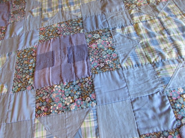 VINTAGE HANDSTITCHED QUILT - BLUE