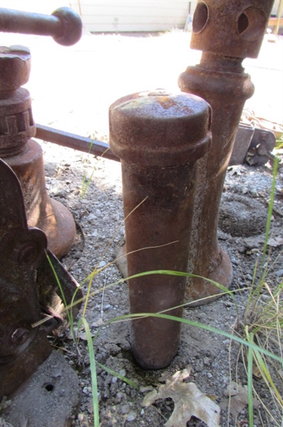 PIPE VISE & OTHER METAL YARD ART