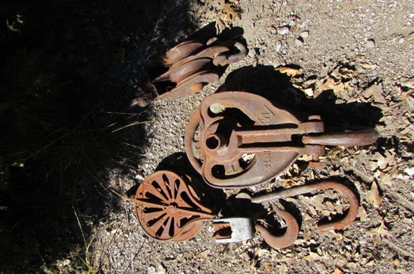 OLD METAL PULLEYS FOR YARD ART