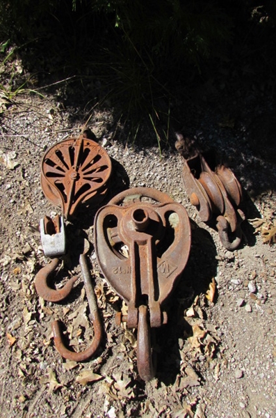 OLD METAL PULLEYS FOR YARD ART