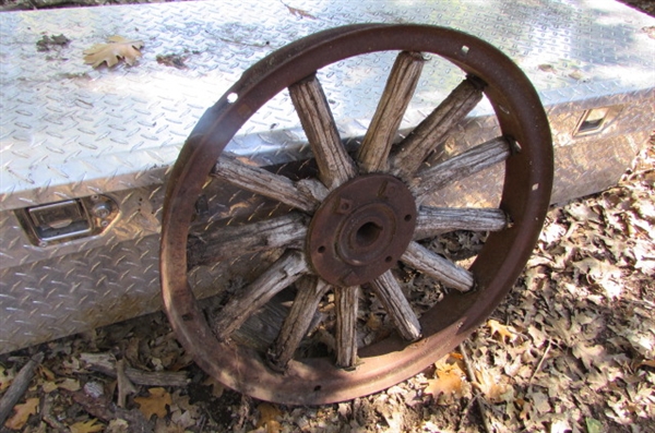 WOOD SPOKE WHEEL YARD ART