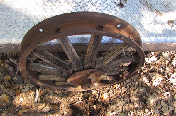 WOOD SPOKE WHEEL YARD ART