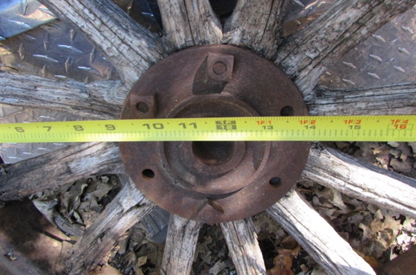 WOOD SPOKE WHEEL YARD ART