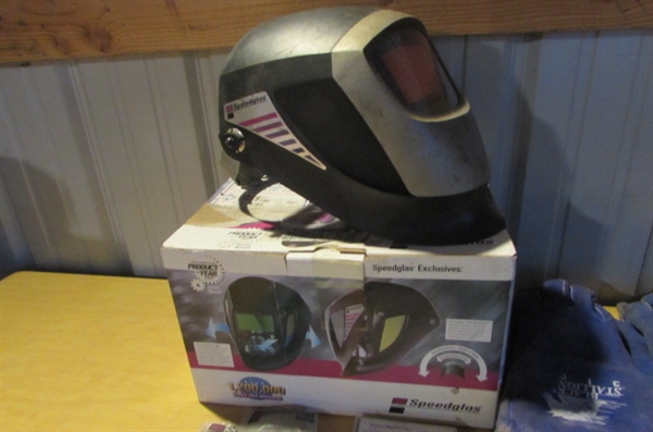 WELDING HELMET