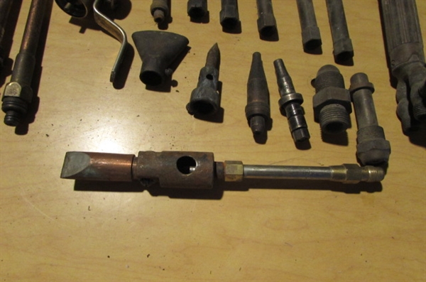 WELDING TORCH NOZZLES