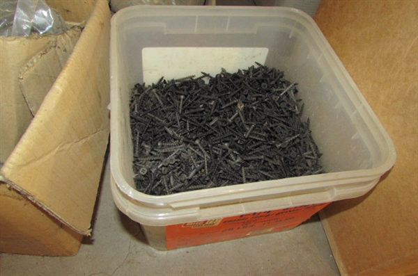 LARGE LOT OF VARIOUS NAILS & SCREWS