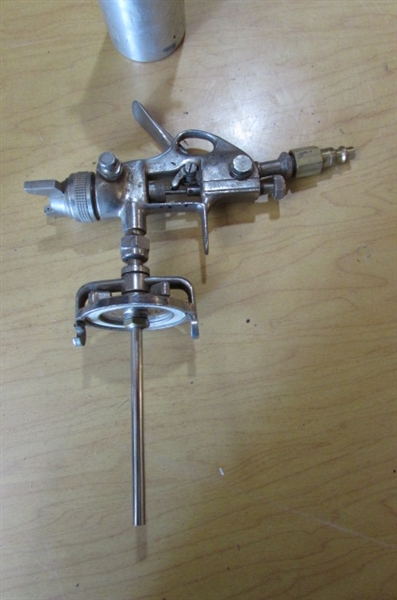 CAMPBELL HAUSFELD PAINT GUN & FINISHING PAINT SPRAYER