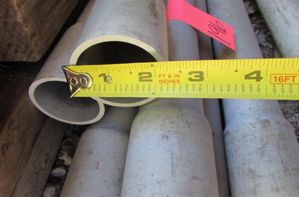 VARIOUS LENGTHS OF WHITE & GRAY PVC PIPE