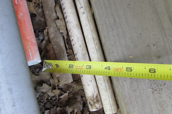 VARIOUS LENGTHS OF WHITE & GRAY PVC PIPE