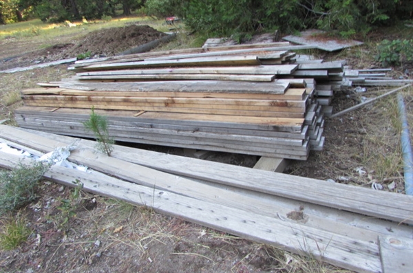 PILE OF 2 X 6 X 10' REDWOOD LUMBER