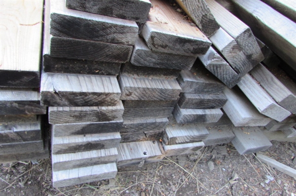 PILE OF 2 X 6 X 10' REDWOOD LUMBER