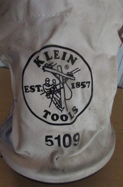 PENNZOIL METAL BARREL & KLEIN TOOL BAG