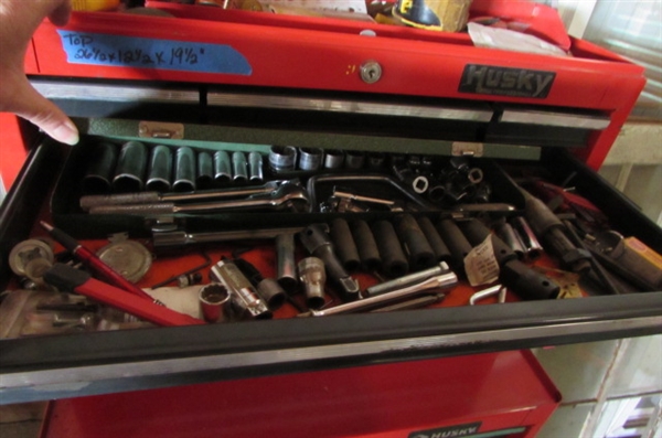 HUSKY -2 PIECE ROLLING TOOLBOX & CONTENTS