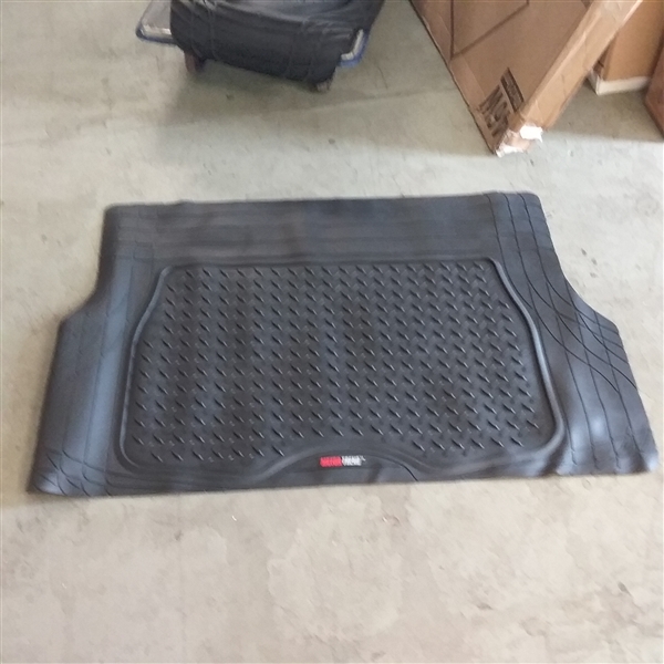 MOTOR TREND VEHICLE FLOOR MATS