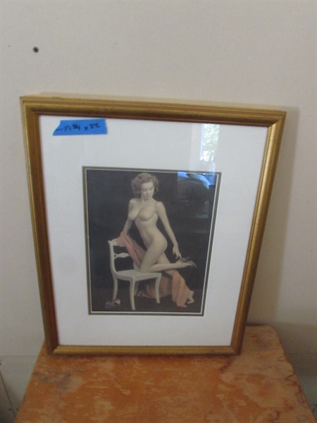 PAIR OF TASTEFUL VINTAGE NUDE PRINTS - MATTED & FRAMED