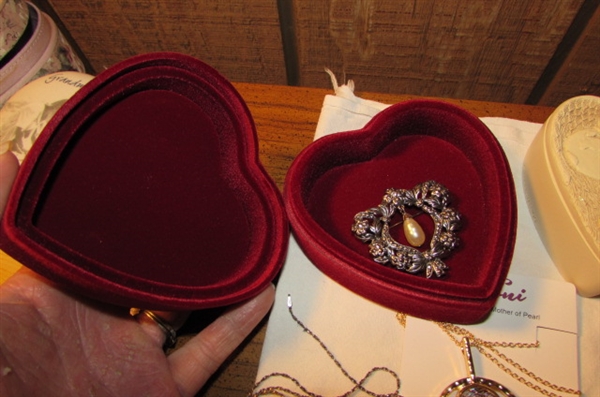 2 HEART SHAPED TRINKET BOXES & ASSORTED JEWELRY