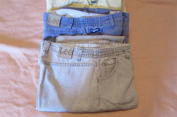 15 PAIRS OF LADIES LEE JEANS