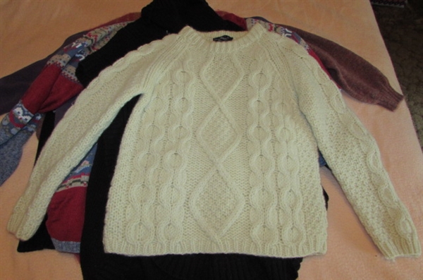 WOOL, MOHAIR, COTTON & ACRYLIC SWEATERS FOR HER