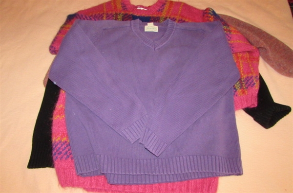 WOOL, MOHAIR, COTTON & ACRYLIC SWEATERS FOR HER