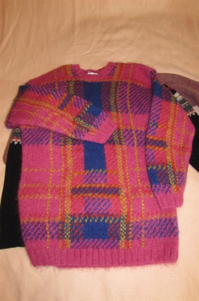 WOOL, MOHAIR, COTTON & ACRYLIC SWEATERS FOR HER