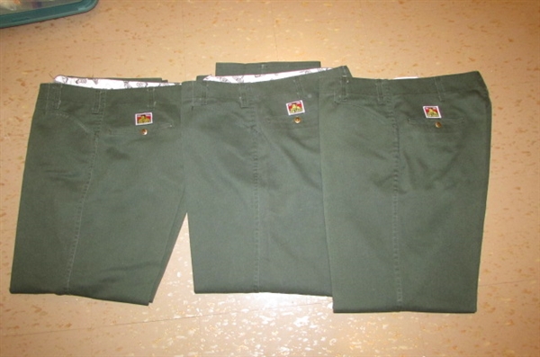 3 PAIR MENS BEN DAVIS PANTS