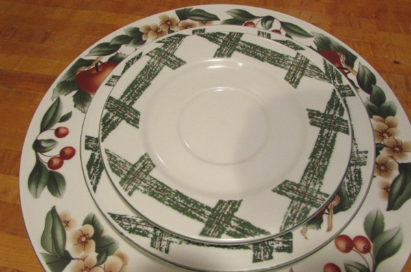 2 NEW CADES COVE 4-PIECE PLACE SETTINGS