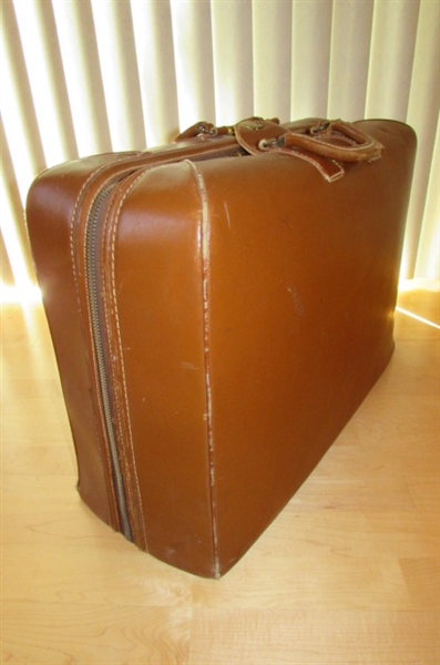 2 VINTAGE/ANTIQUE LEATHER BAGS