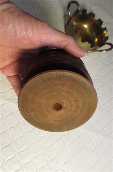 VINTAGE HEAVY BRASS BOWL & CARVED WOODEN BOWLS