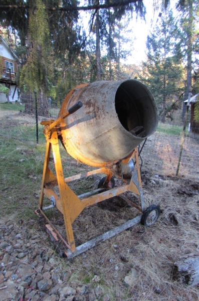 MONTGOMERY WARD CEMENT MIXER