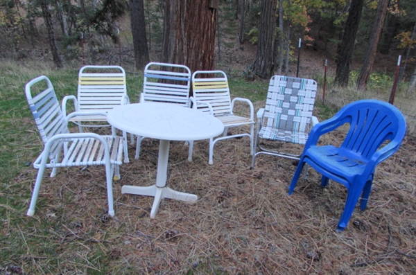 PATIO TABLE & ASSORTED CHAIRS