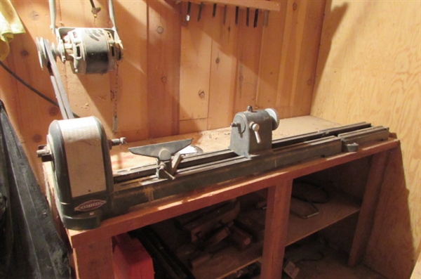 VINTAGE CRAFTSMAN BENCH WOOD LATHE