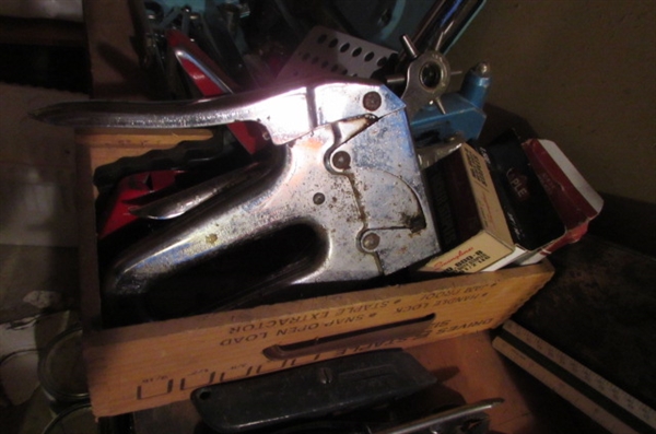 3 ELECTRIC STAPLERS & ASSORTED HAND TOOLS