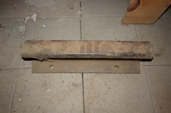 19.5 OF RAILROAD TRACK TO MAKE INTO AN ANVIL